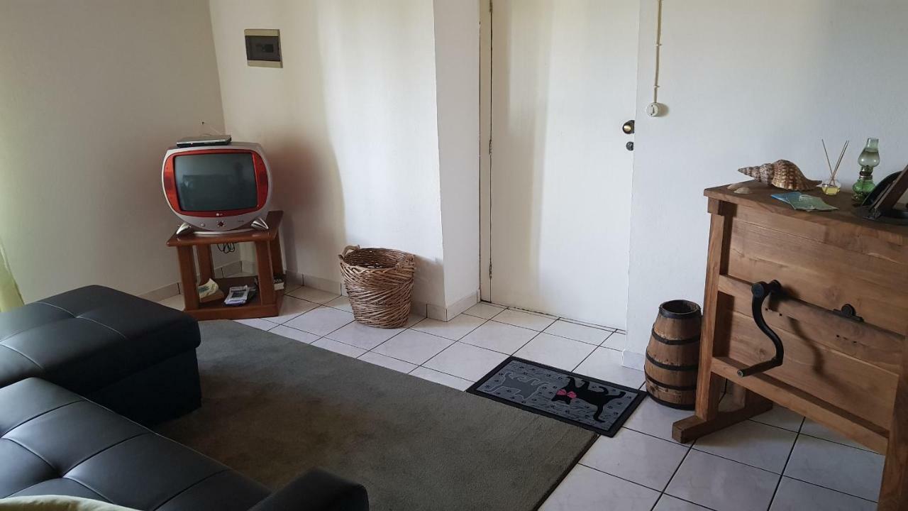Adega Do Batista Villa Calheta  ภายนอก รูปภาพ